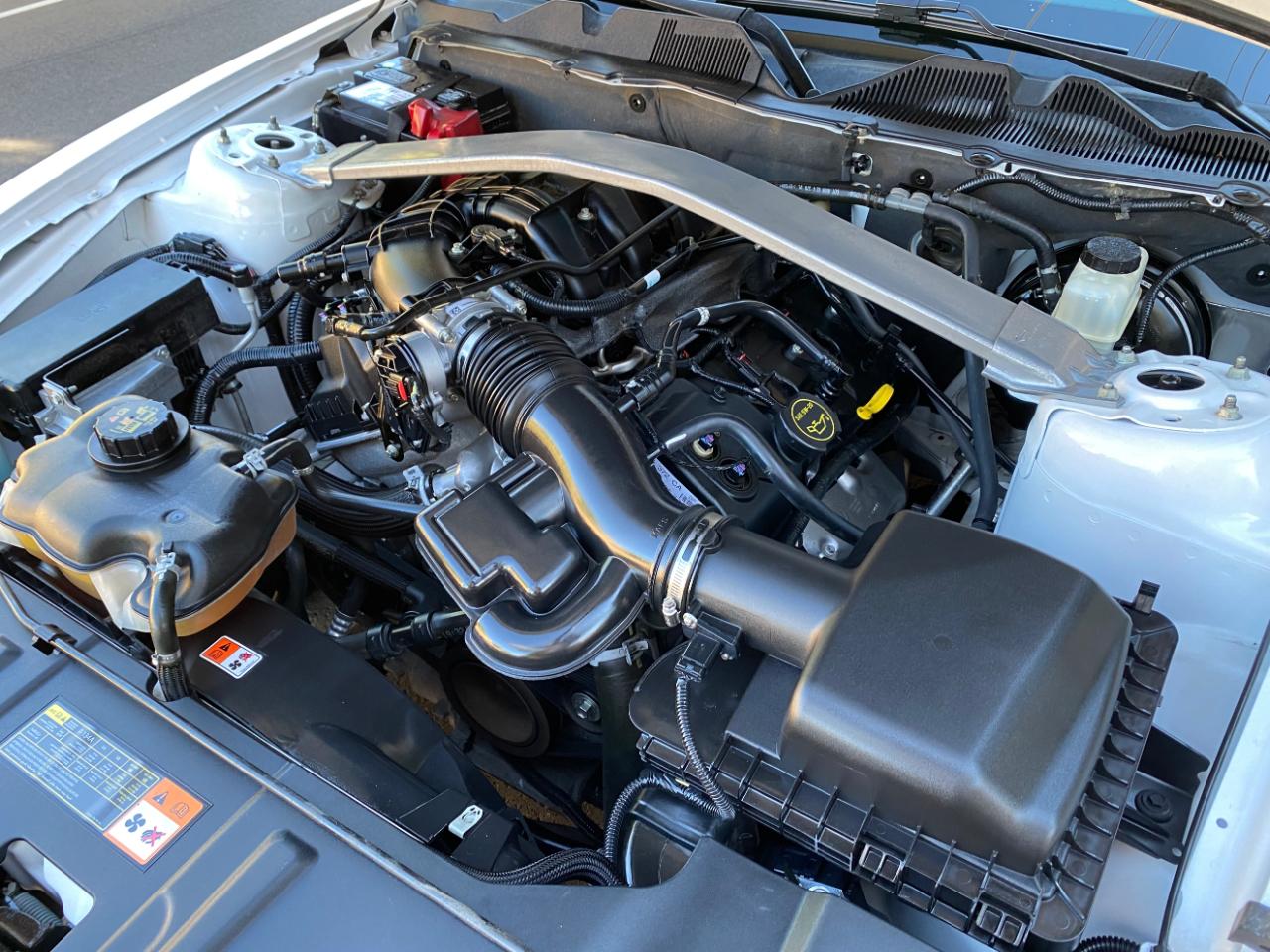 Ford Mustang 2dr Conv V6 Premium 2014