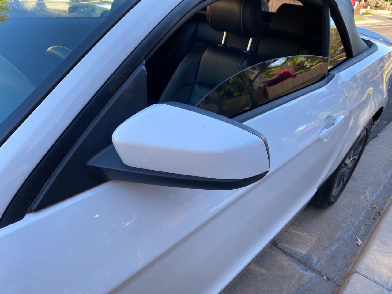 Ford Mustang 2dr Conv V6 Premium 2014