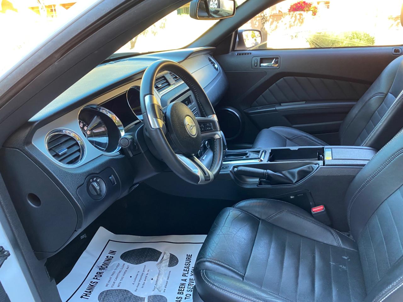 Ford Mustang 2dr Conv V6 Premium 2014