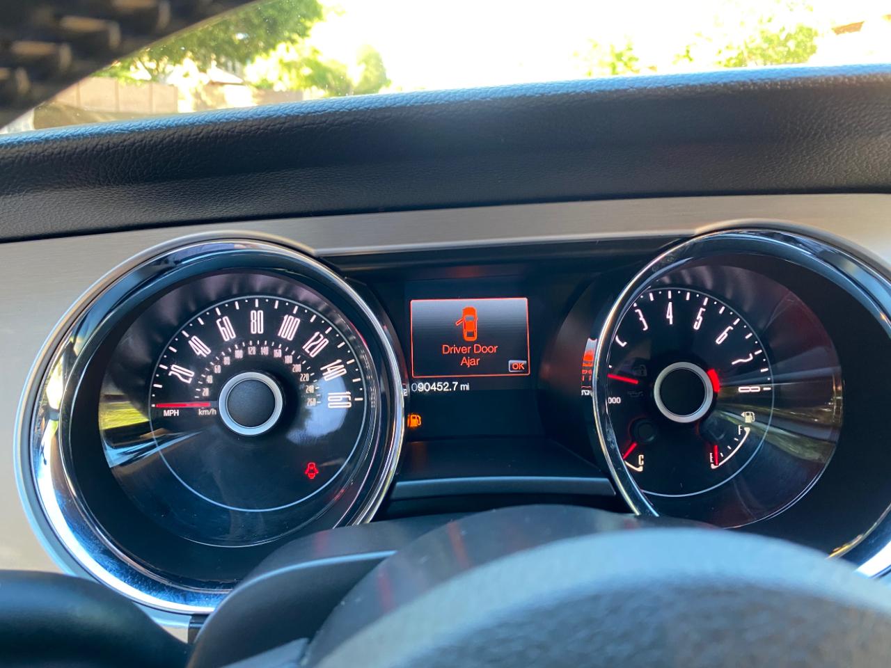 Ford Mustang 2dr Conv V6 Premium 2014