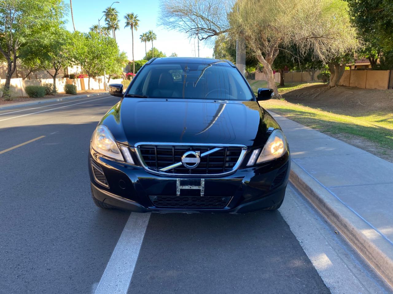 Volvo XC60 4dr 3.2L PZEV 2012