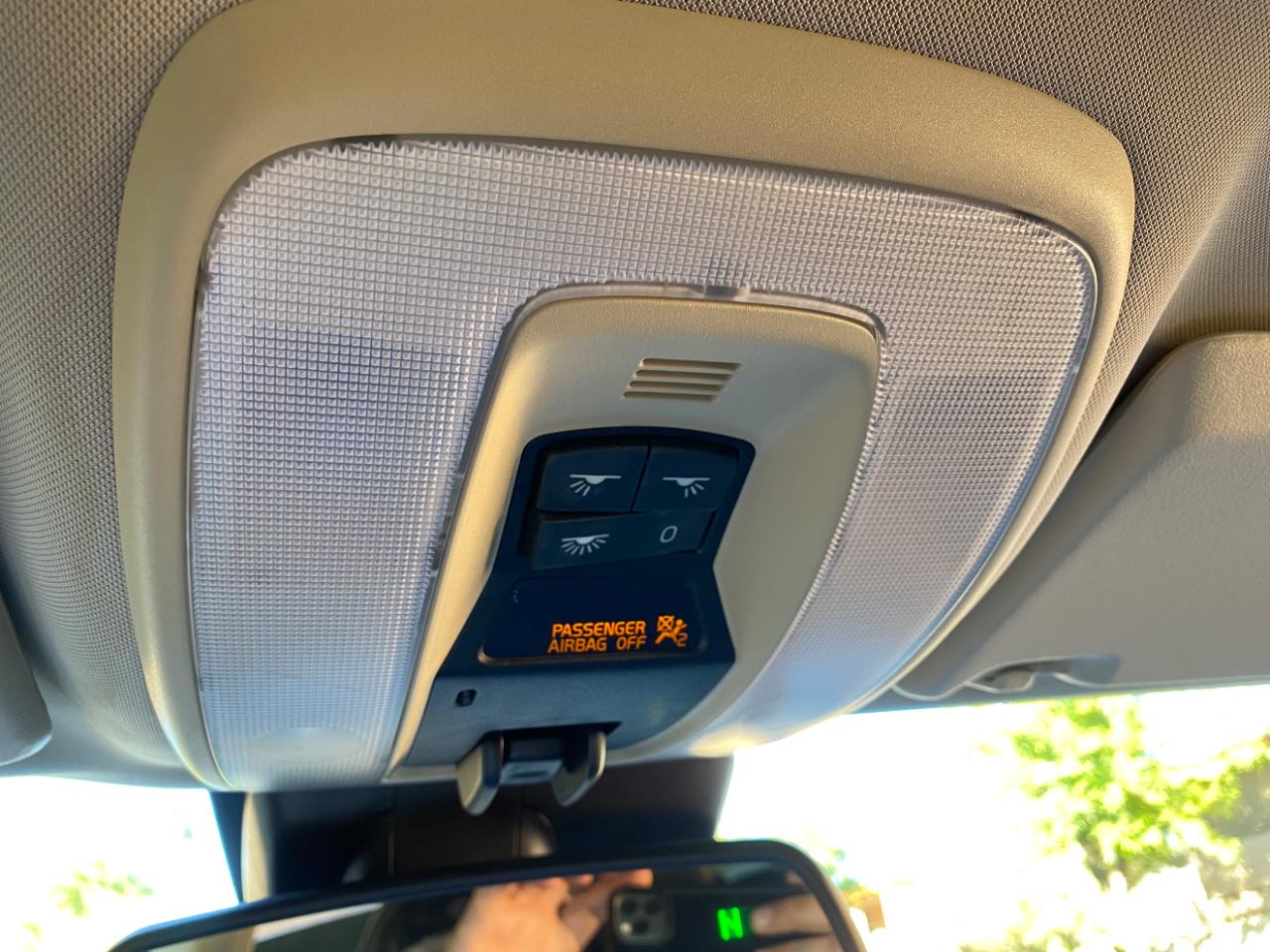 Volvo XC60 4dr 3.2L PZEV 2012