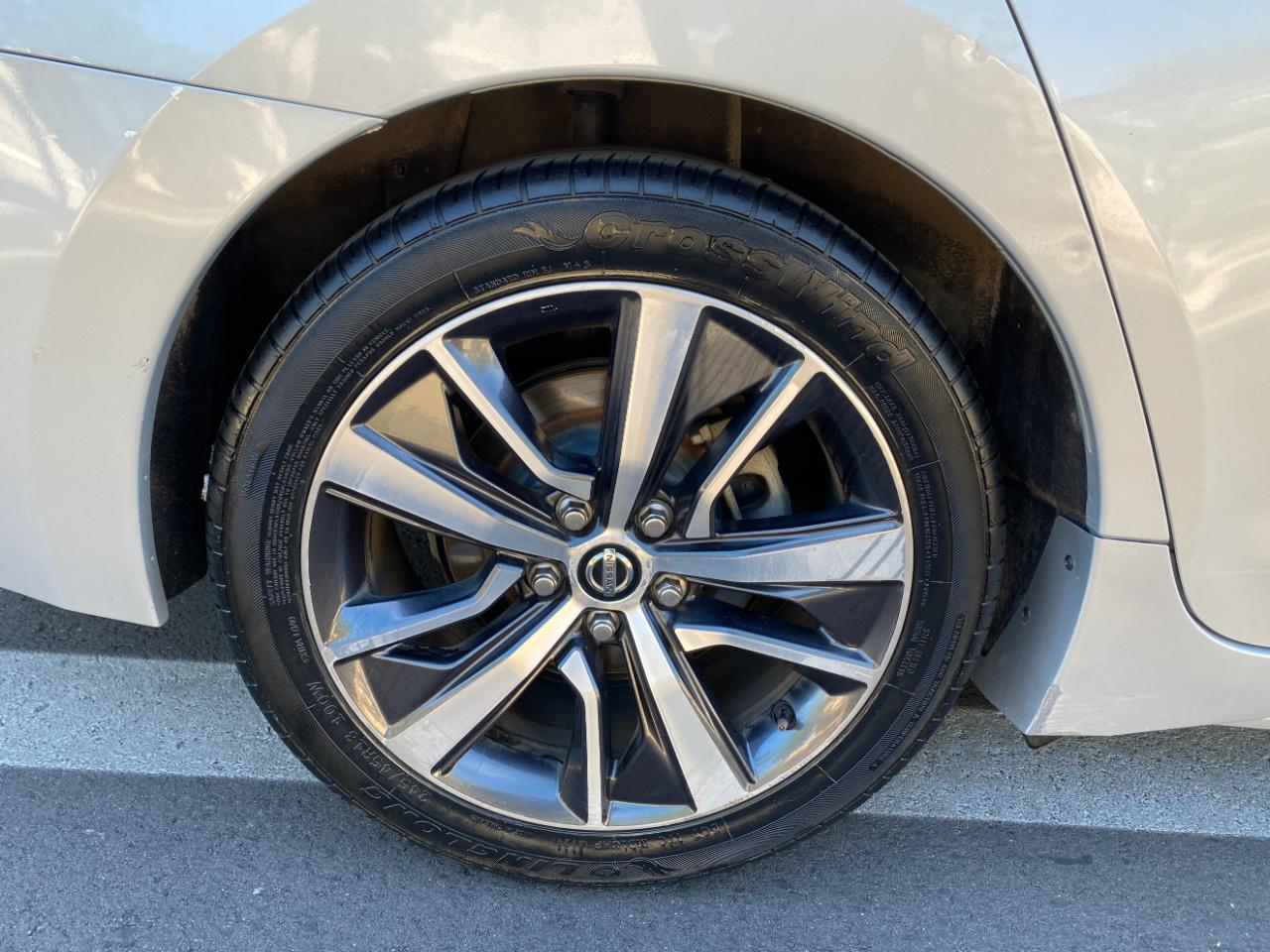 Nissan Maxima SV 3.5L 2020