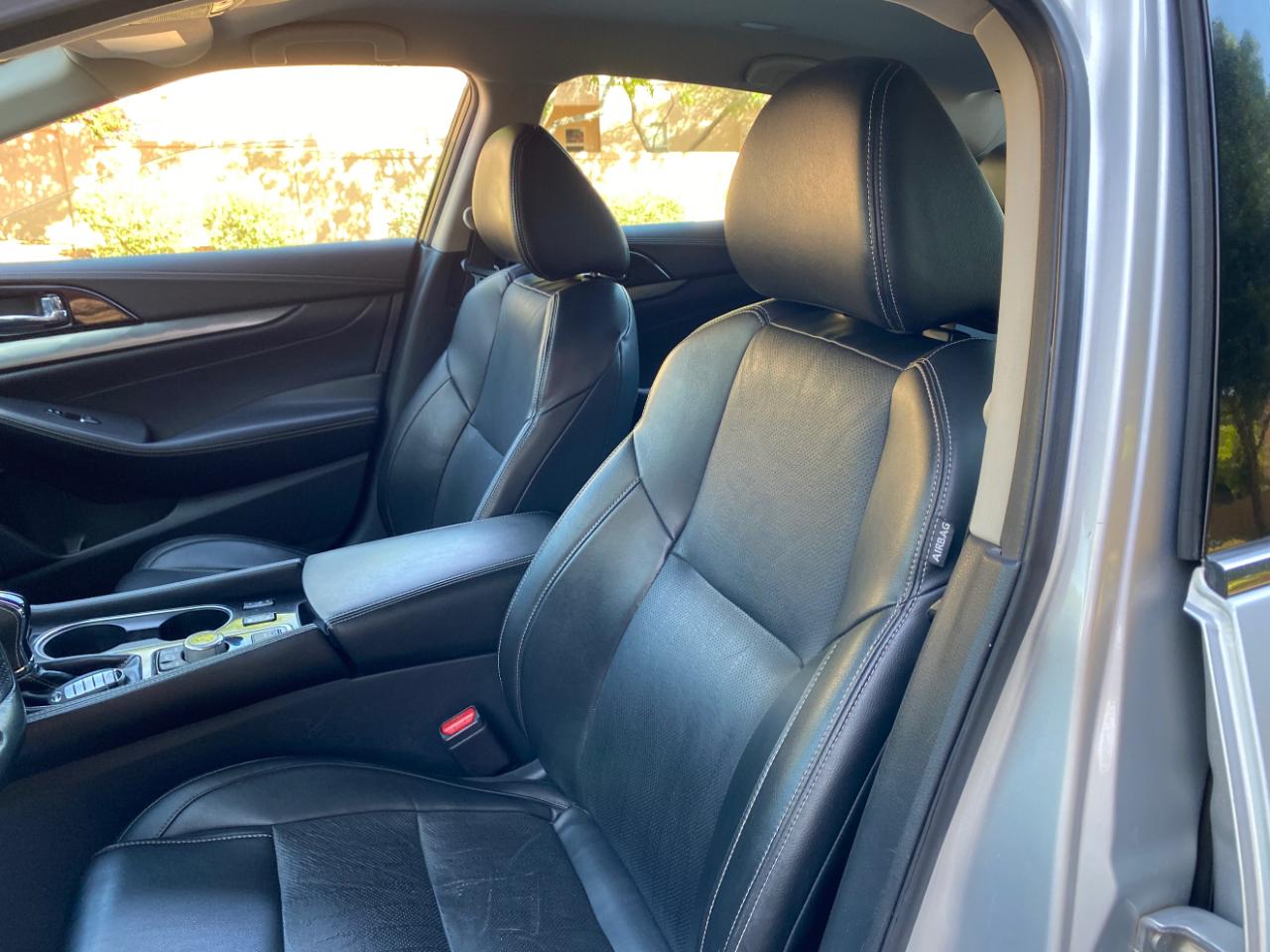 Nissan Maxima SV 3.5L 2020