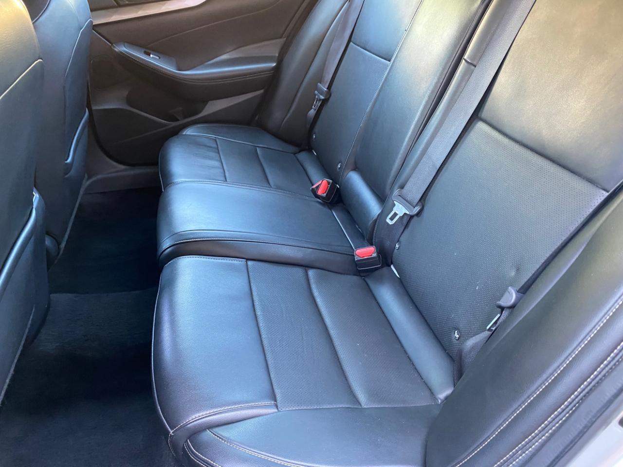 Nissan Maxima SV 3.5L 2020