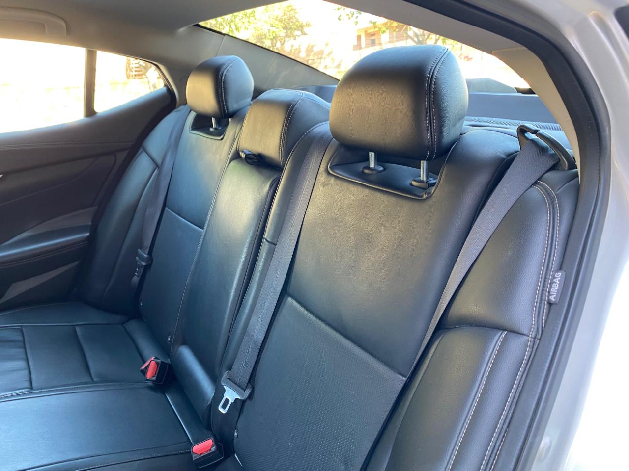 Nissan Maxima SV 3.5L 2020