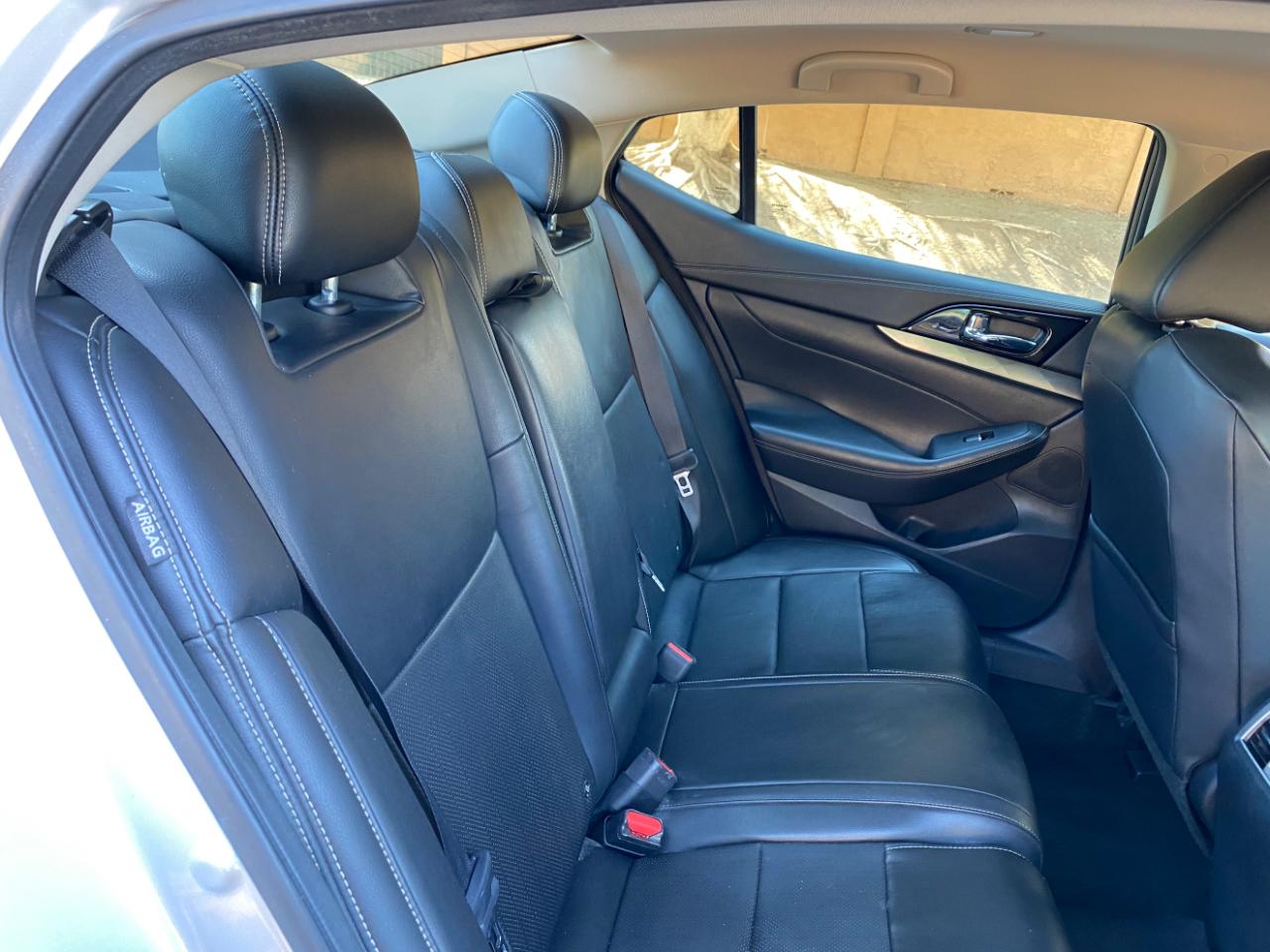 Nissan Maxima SV 3.5L 2020