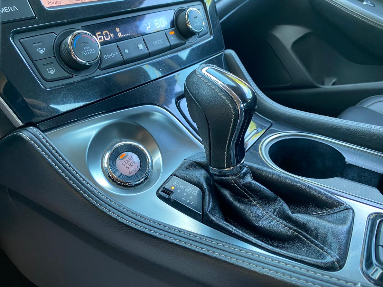 Nissan Maxima SV 3.5L 2020