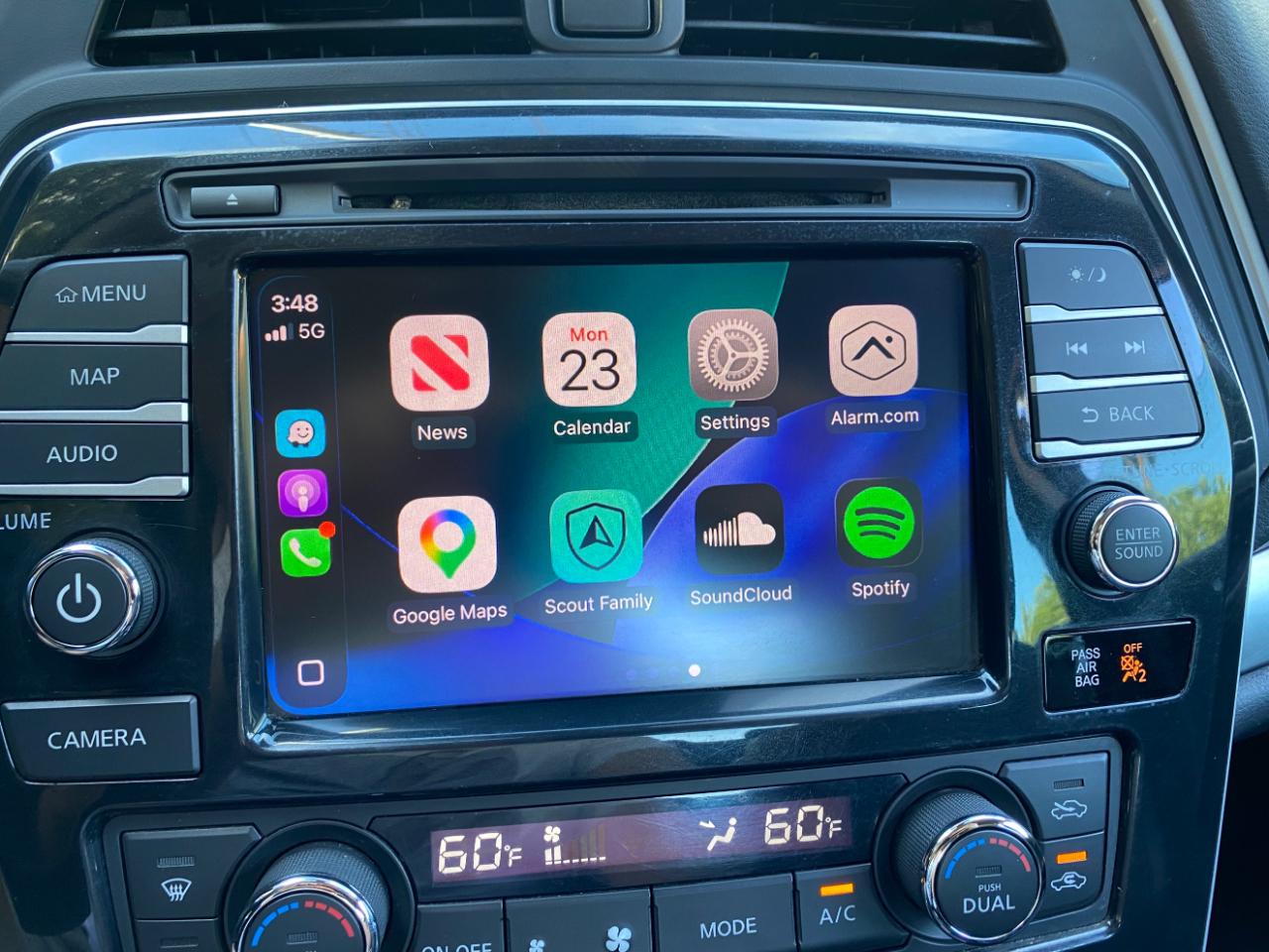 Nissan Maxima SV 3.5L 2020