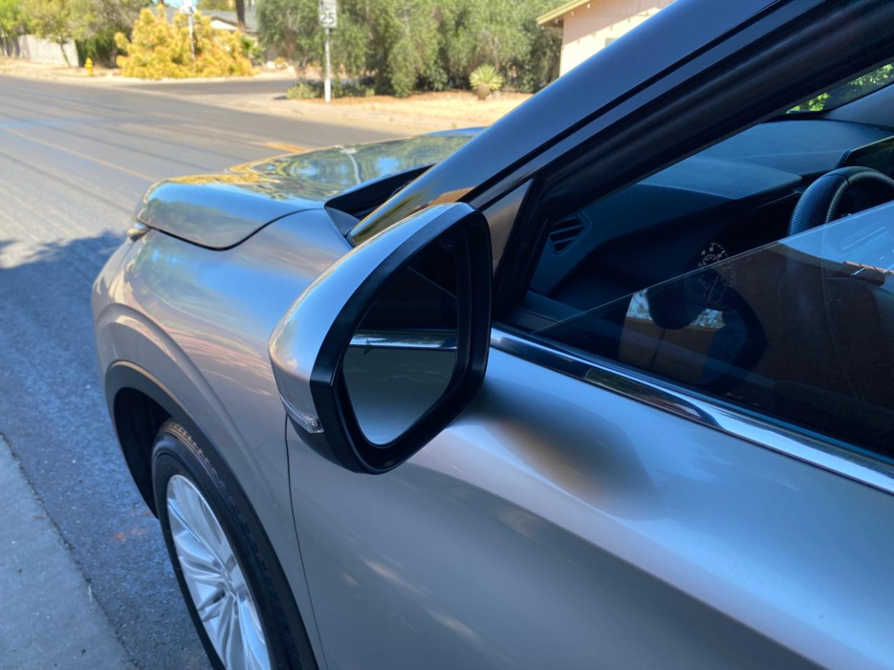 Mitsubishi Outlander ES 2022