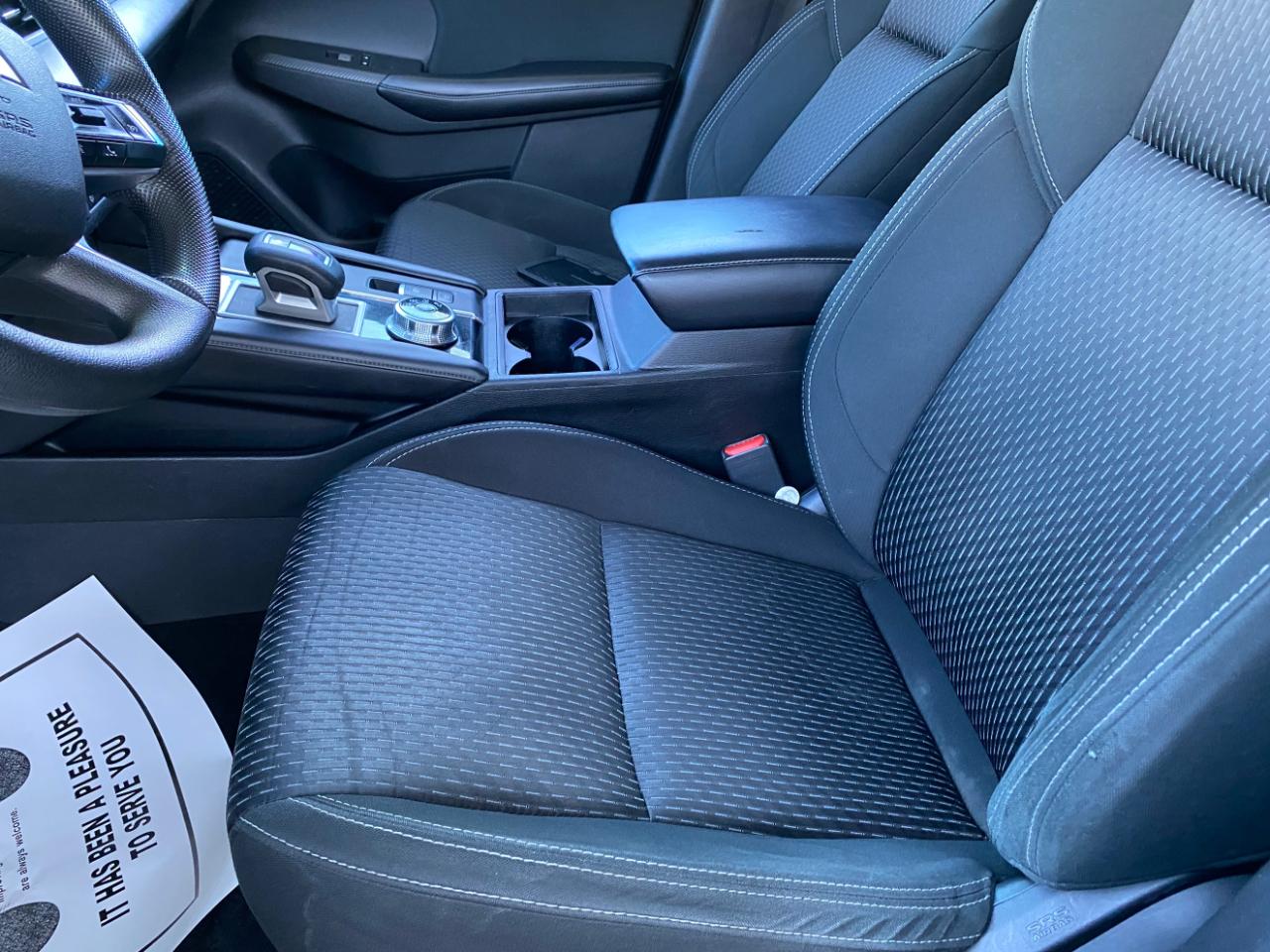 Mitsubishi Outlander ES 2022