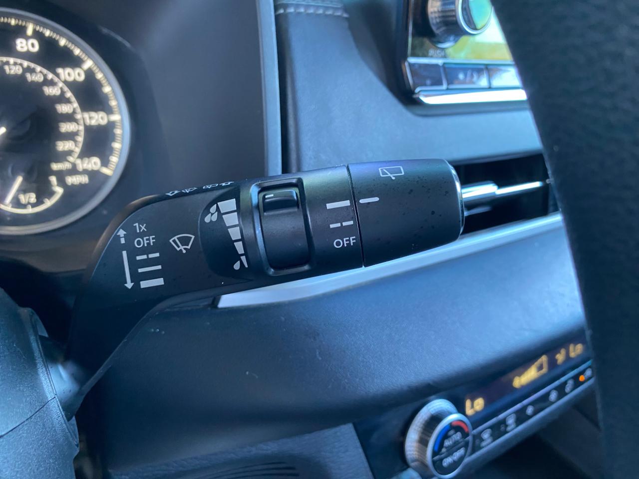 Mitsubishi Outlander ES 2022