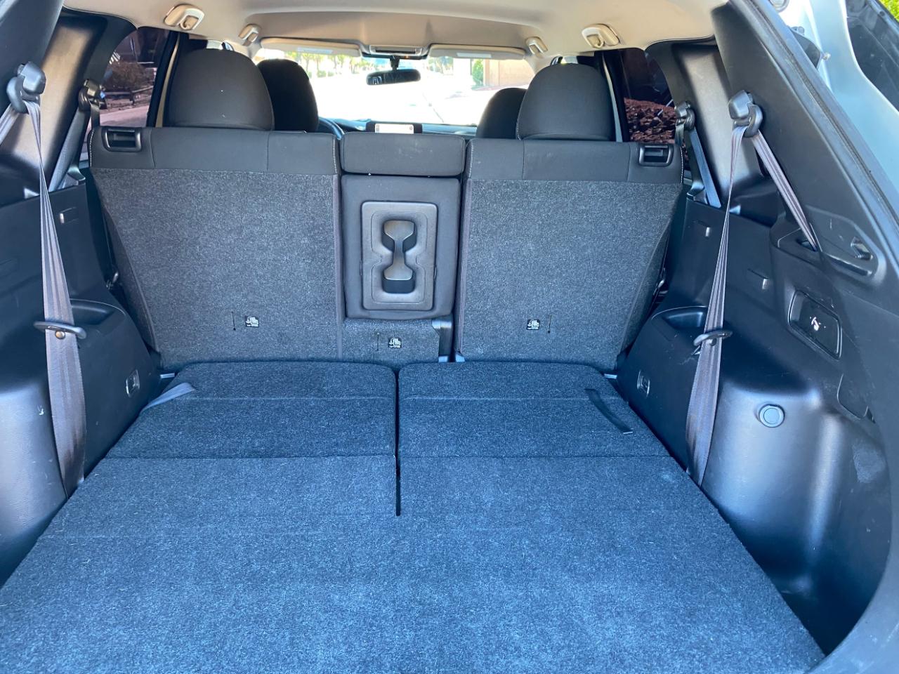 Mitsubishi Outlander ES 2022