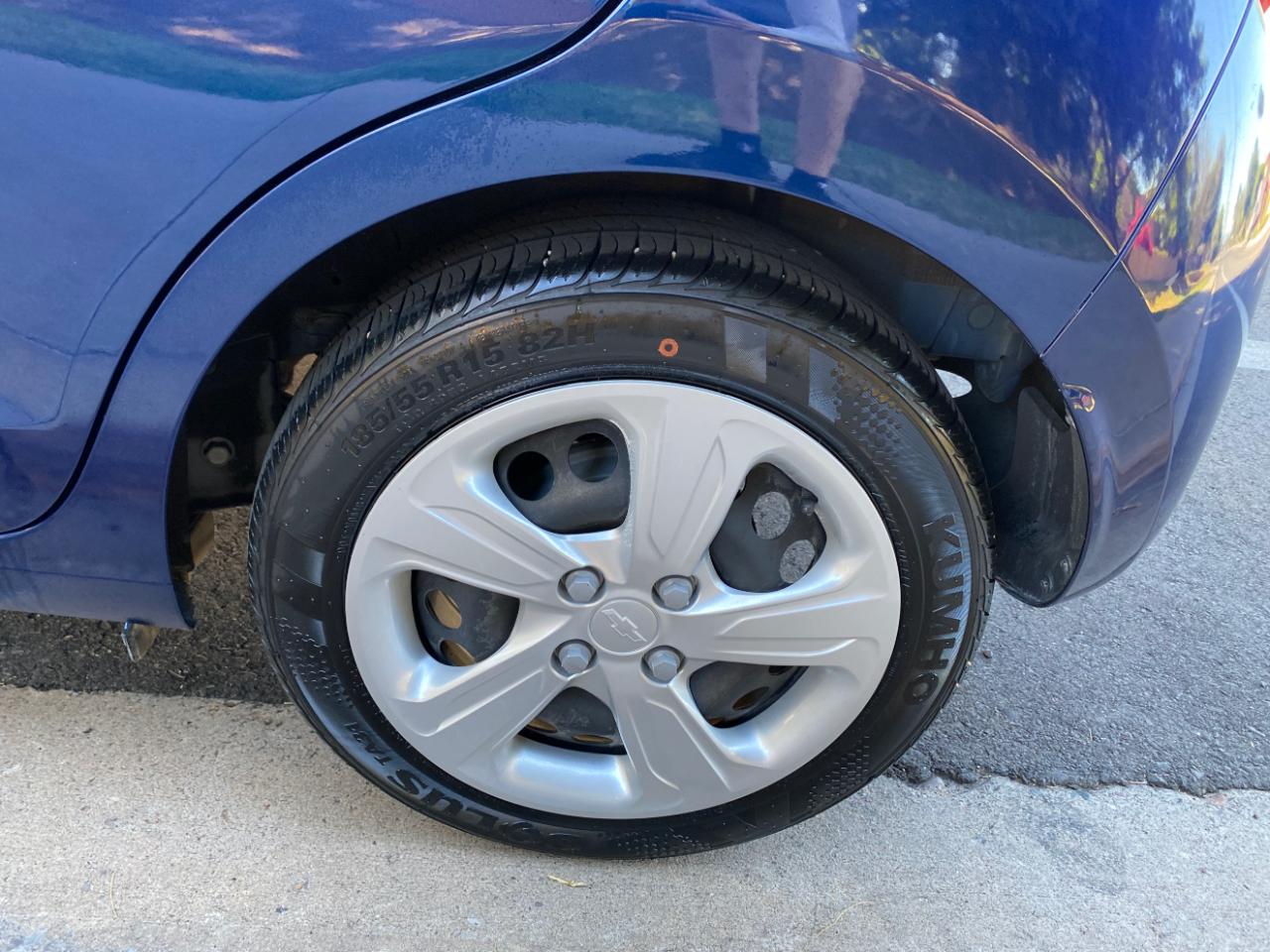 Chevrolet Spark 4dr HB CVT LS 2022