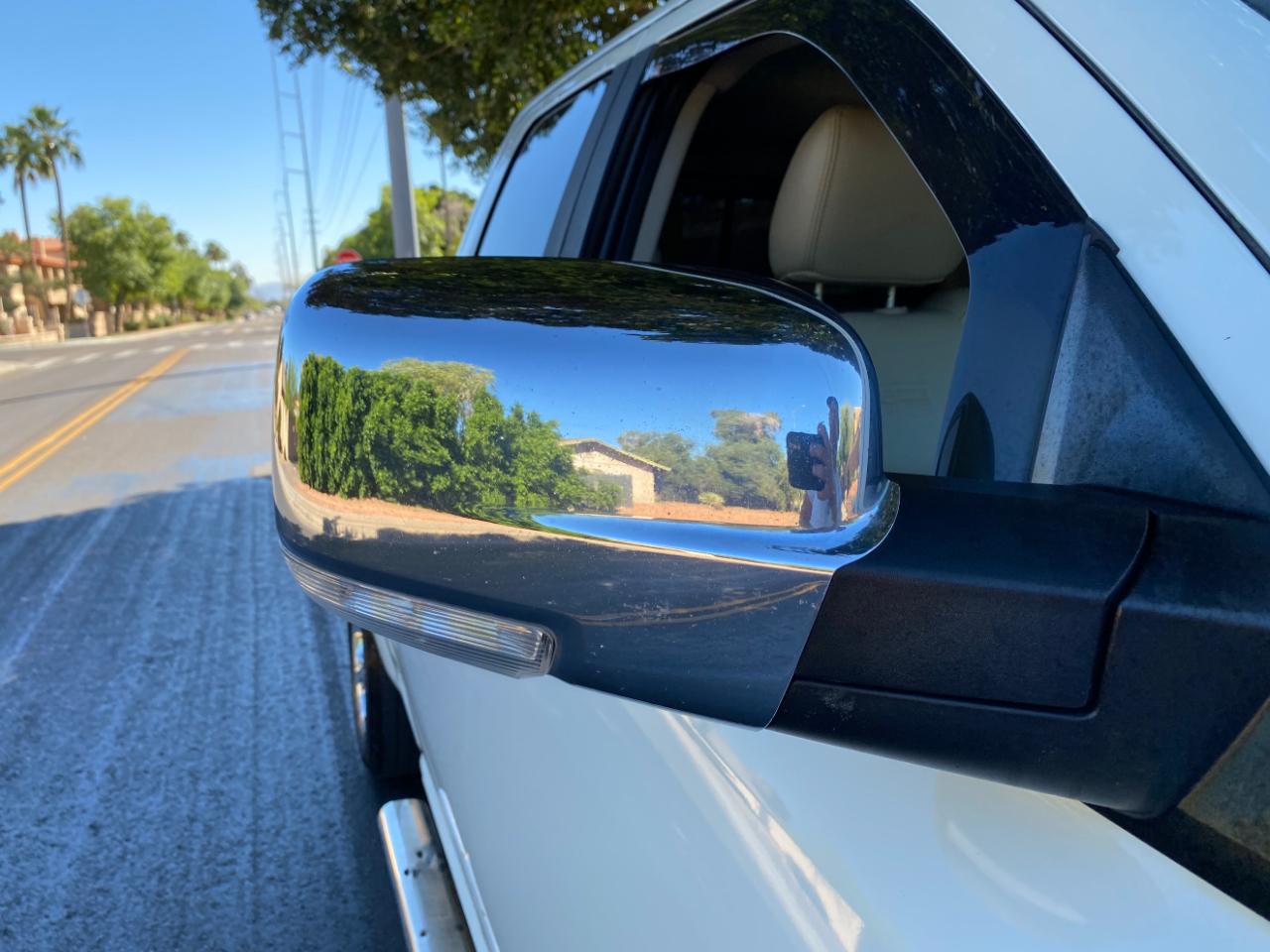 RAM 1500 2WD Quad Cab 140.5" Laramie 2016