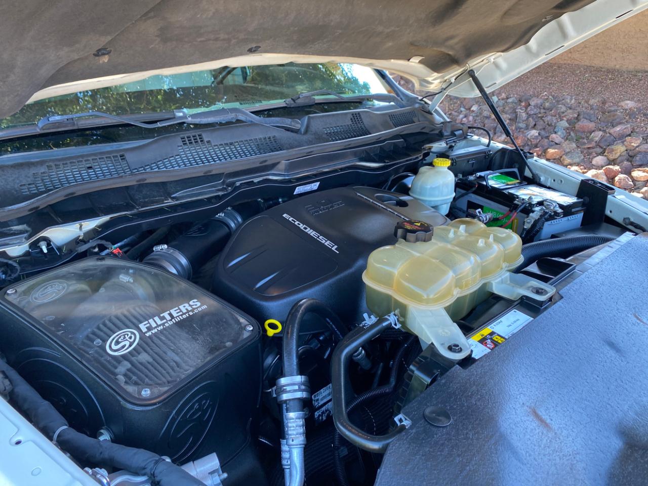 RAM 1500 2WD Quad Cab 140.5" Laramie 2016