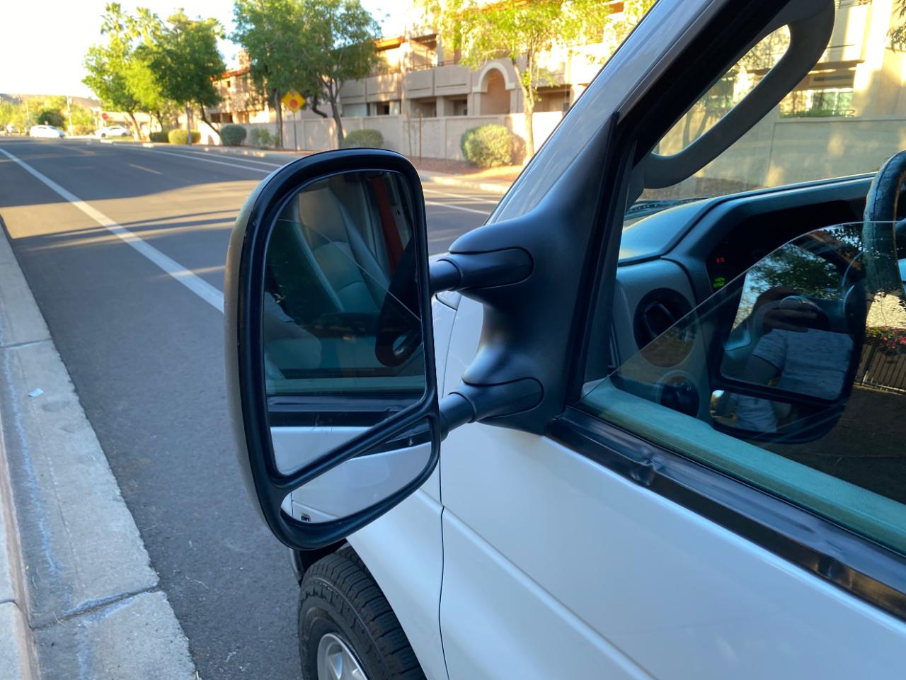 Ford Econoline Commercial Cutaway E-350 Super Duty 138" 4-Spd SRW 2016