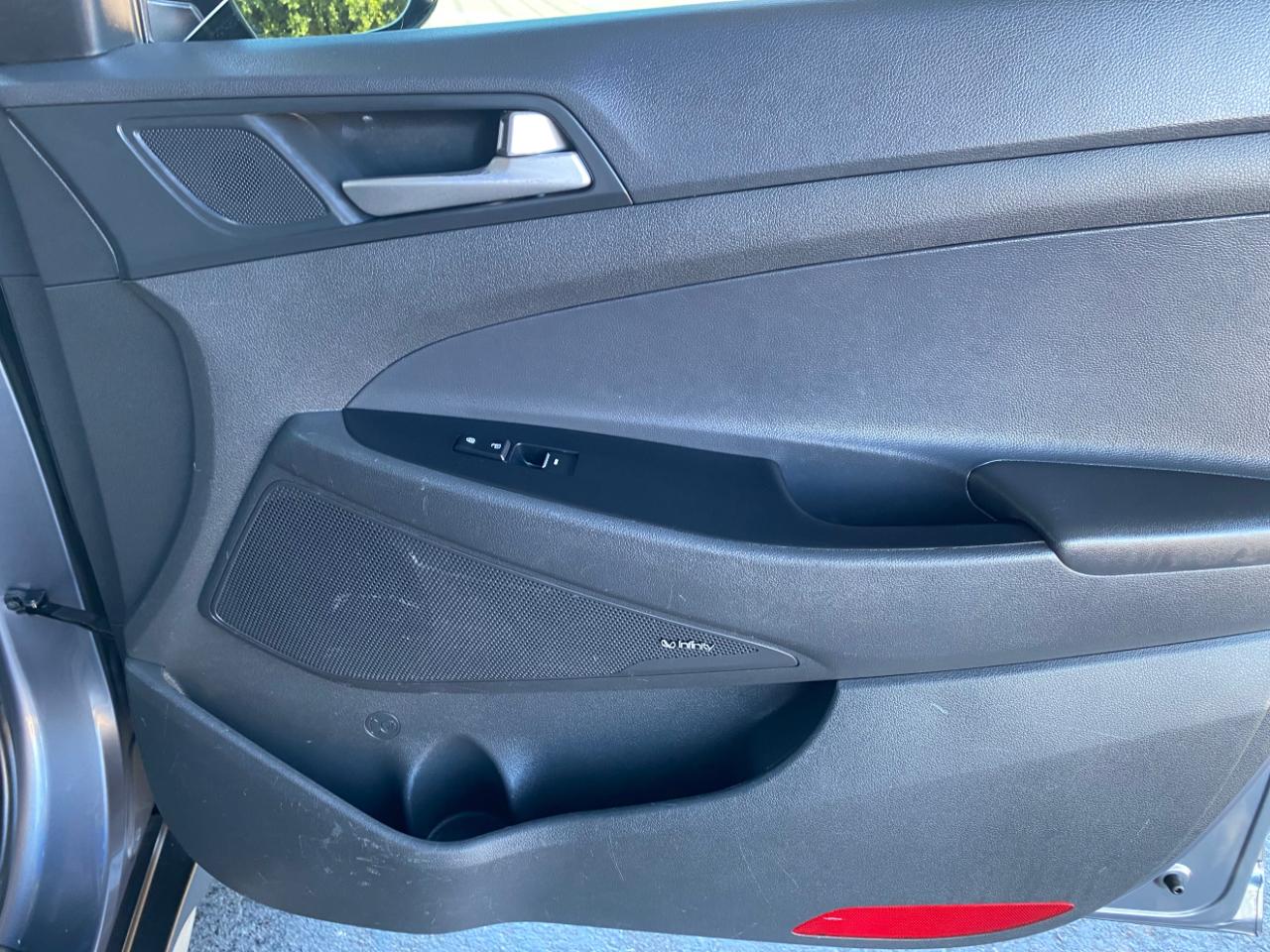 Hyundai Tucson Limited FWD 2019