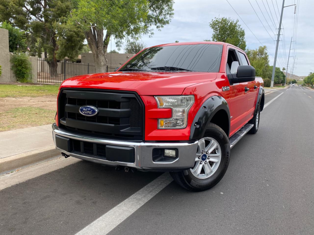 Ford F-150 4WD SuperCrew 145" XL 2015