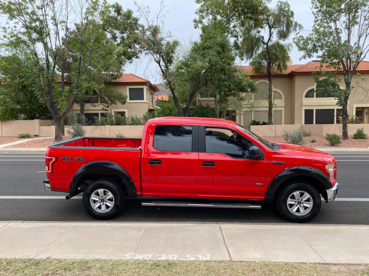 Ford F-150 4WD SuperCrew 145" XL 2015