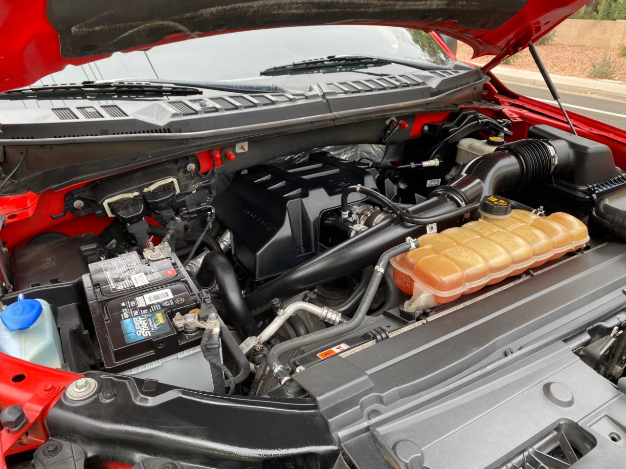 Ford F-150 4WD SuperCrew 145" XL 2015