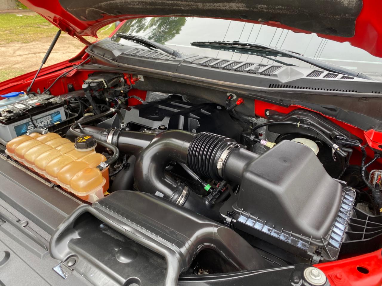 Ford F-150 4WD SuperCrew 145" XL 2015