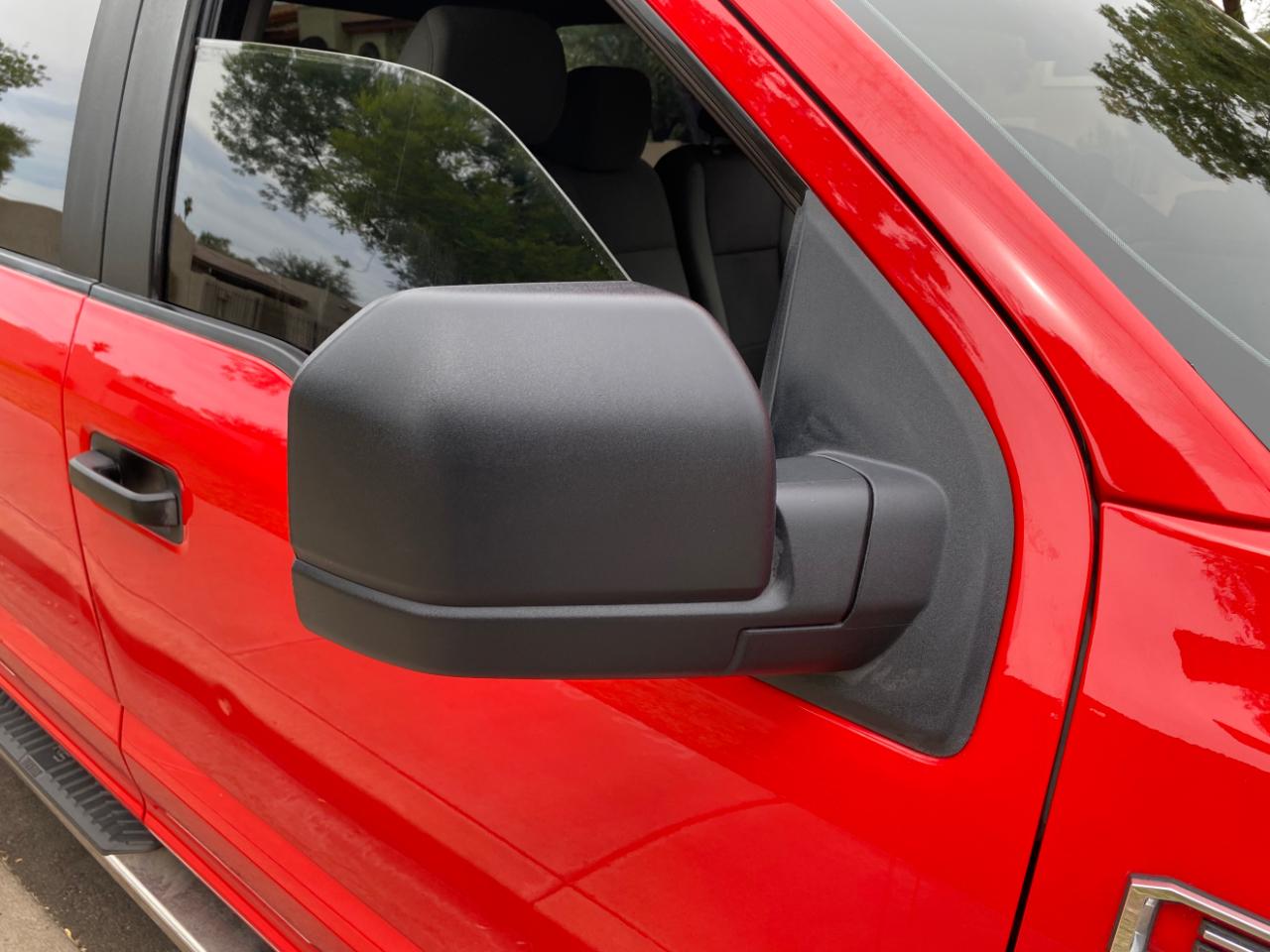 Ford F-150 4WD SuperCrew 145" XL 2015