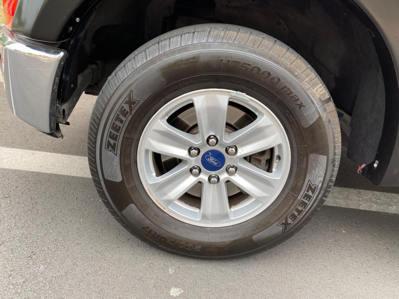 Ford F-150 4WD SuperCrew 145" XL 2015