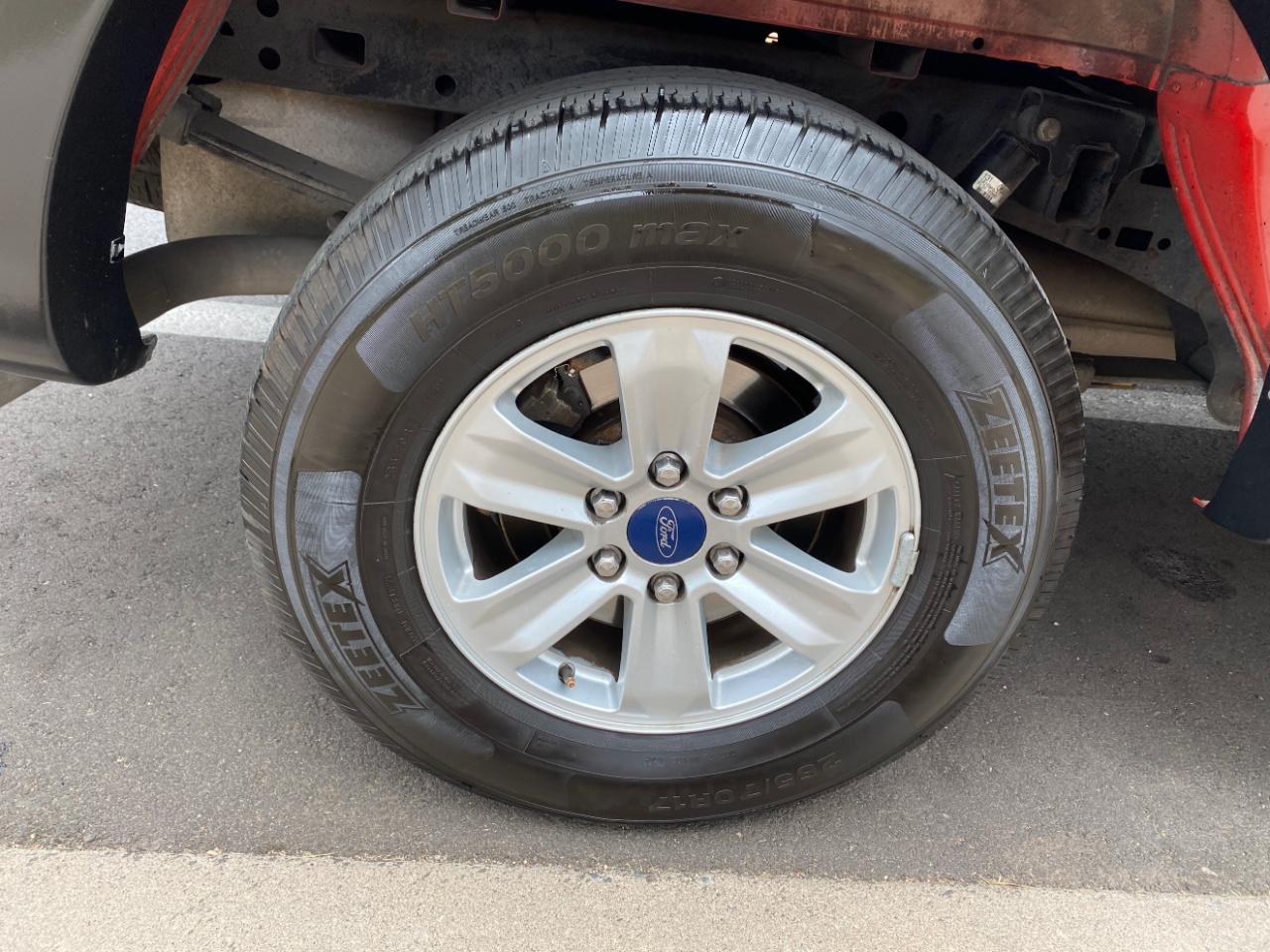 Ford F-150 4WD SuperCrew 145" XL 2015