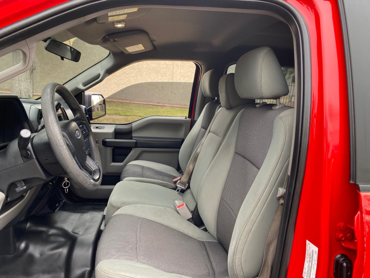 Ford F-150 4WD SuperCrew 145" XL 2015
