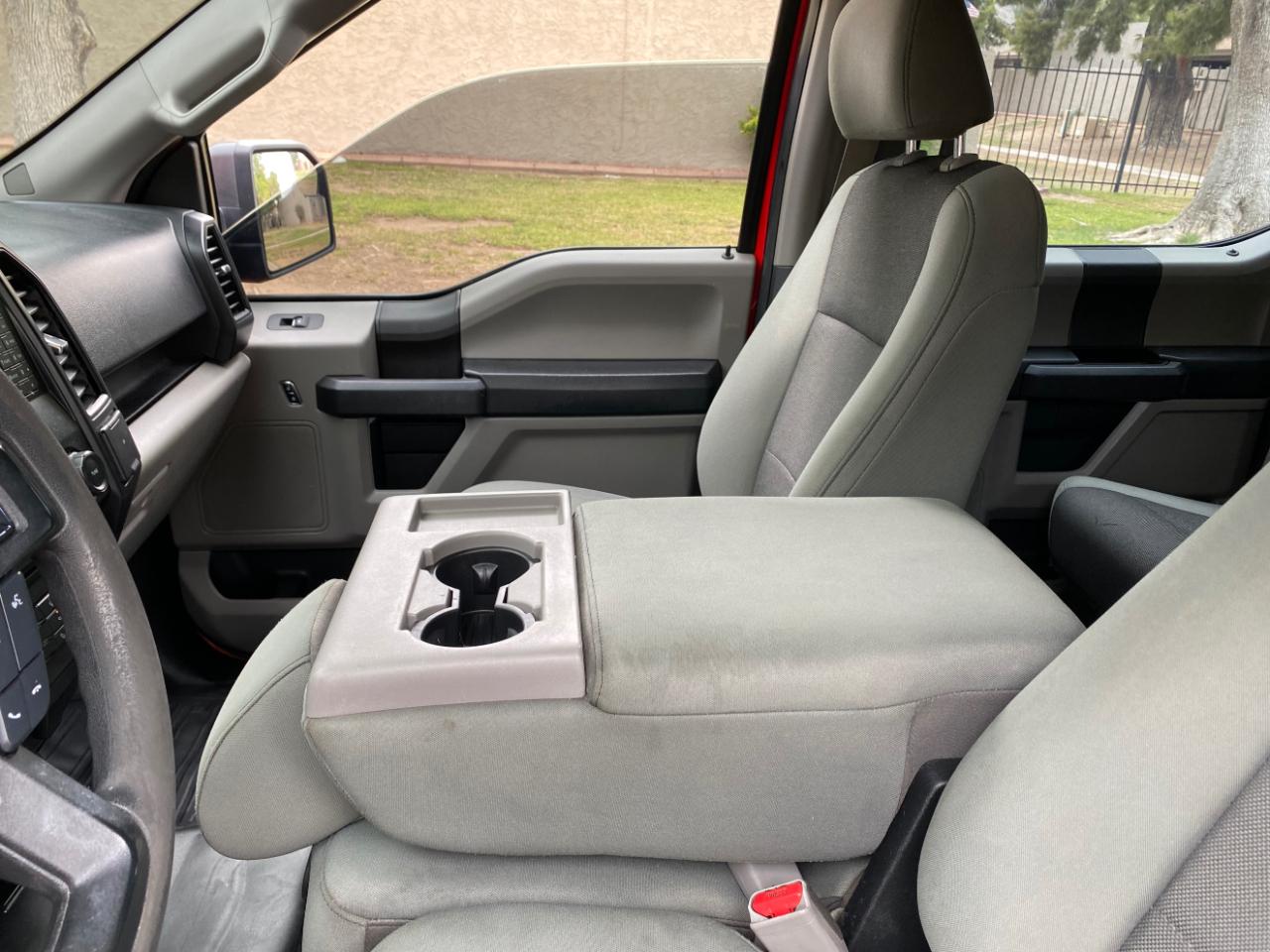 Ford F-150 4WD SuperCrew 145" XL 2015