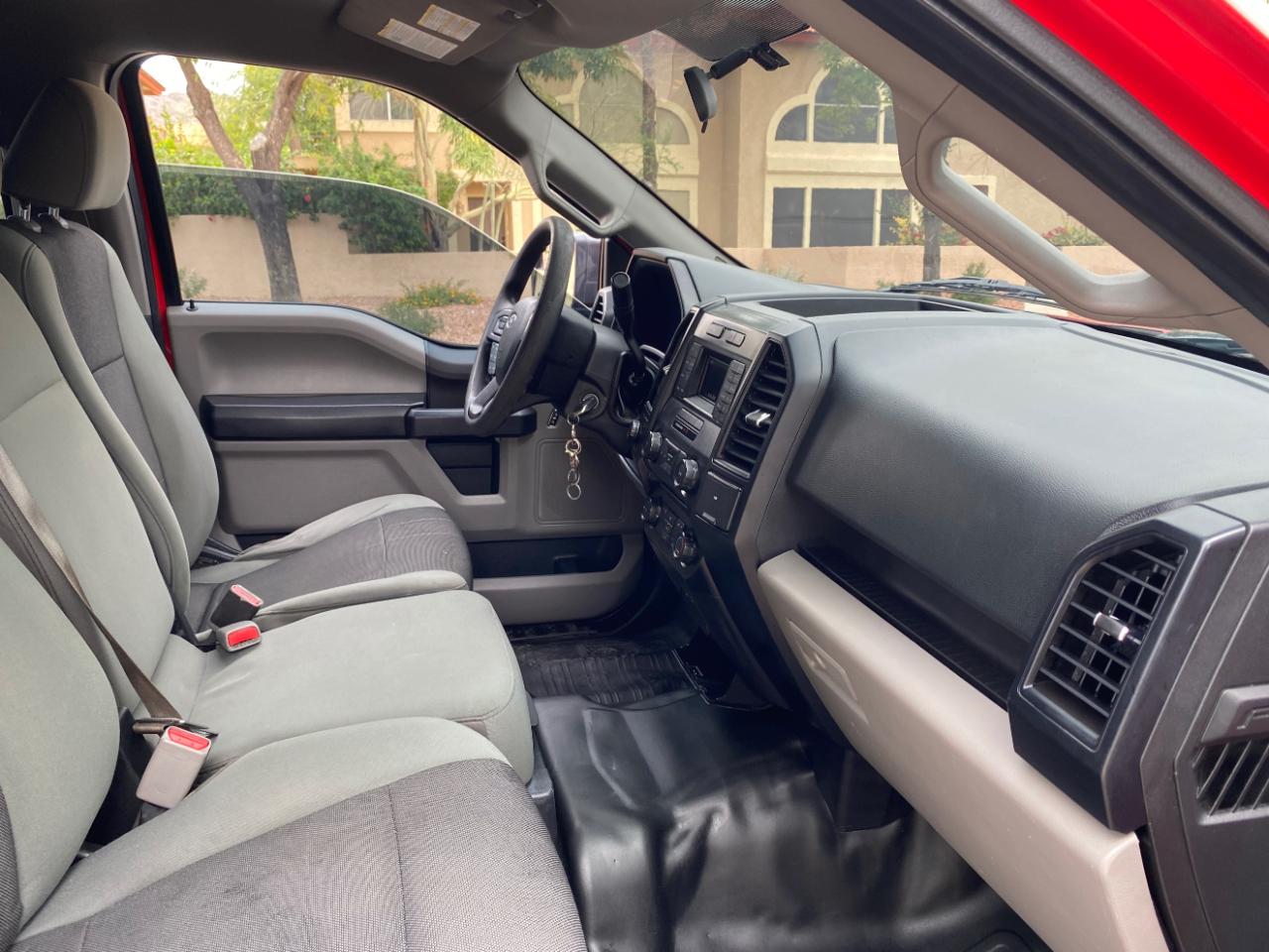 Ford F-150 4WD SuperCrew 145" XL 2015