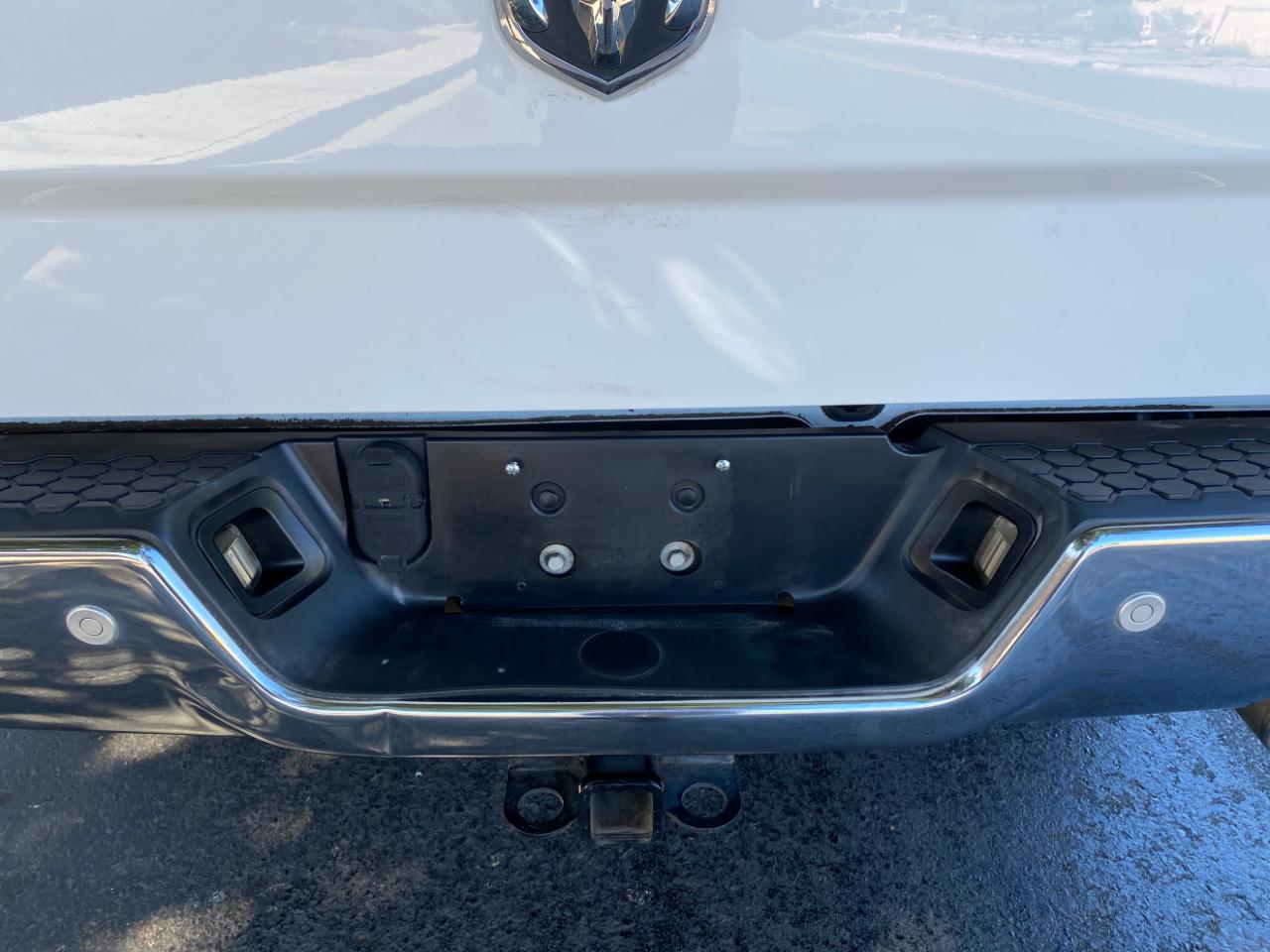 RAM 1500 Big Horn 4x2 Crew Cab 5'7" Box 2018