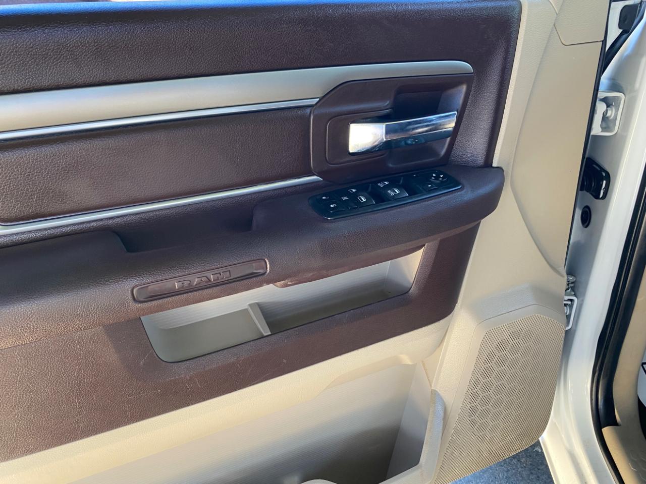 RAM 1500 Big Horn 4x2 Crew Cab 5'7" Box 2018