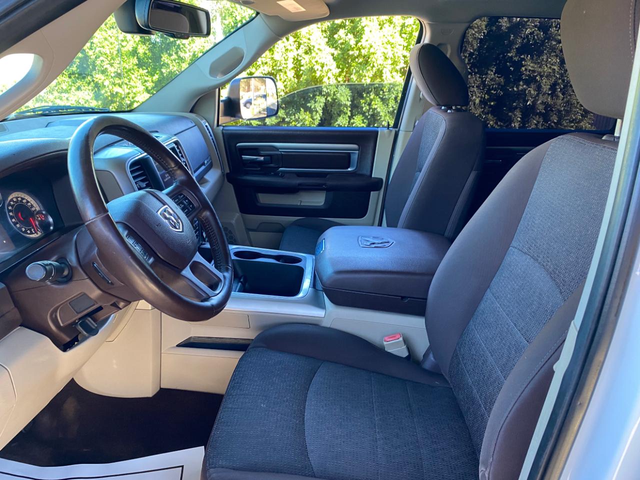 RAM 1500 Big Horn 4x2 Crew Cab 5'7" Box 2018