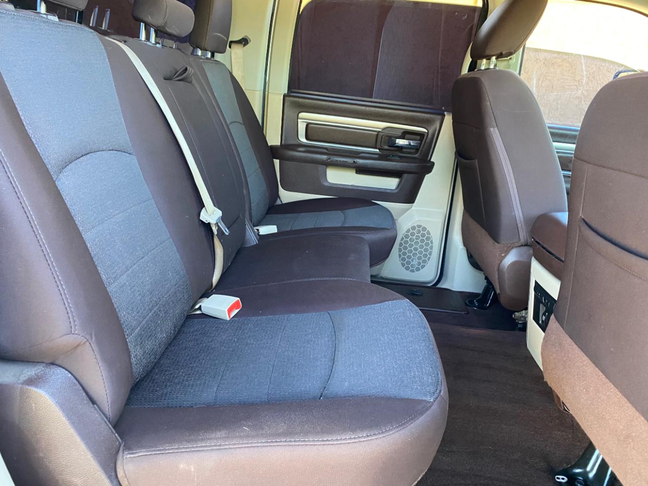 RAM 1500 Big Horn 4x2 Crew Cab 5'7" Box 2018