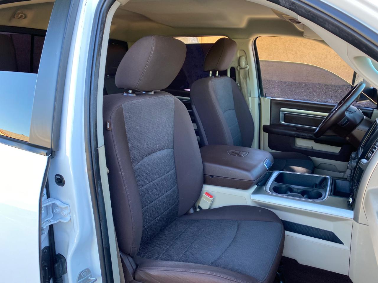 RAM 1500 Big Horn 4x2 Crew Cab 5'7" Box 2018