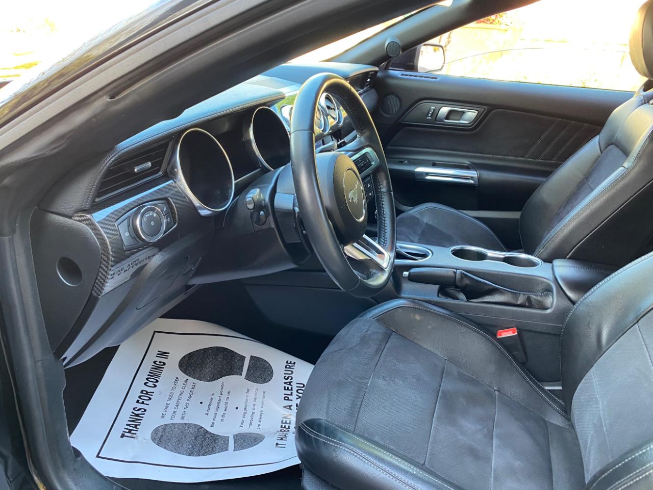 Ford Mustang EcoBoost Convertible 2021