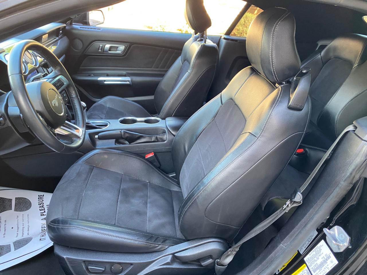 Ford Mustang EcoBoost Convertible 2021