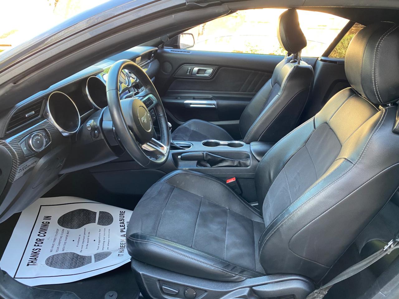 Ford Mustang EcoBoost Convertible 2021