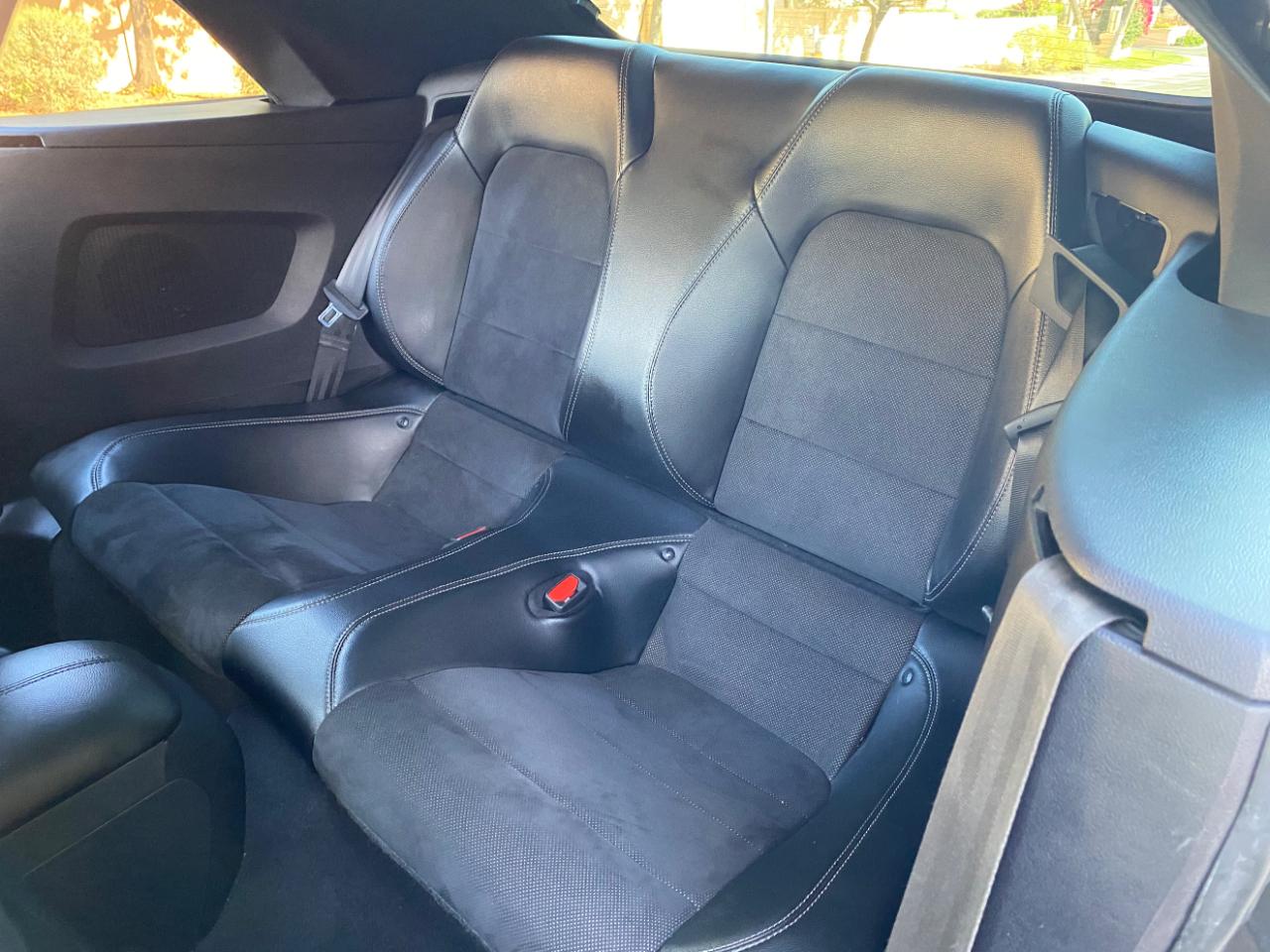 Ford Mustang EcoBoost Convertible 2021