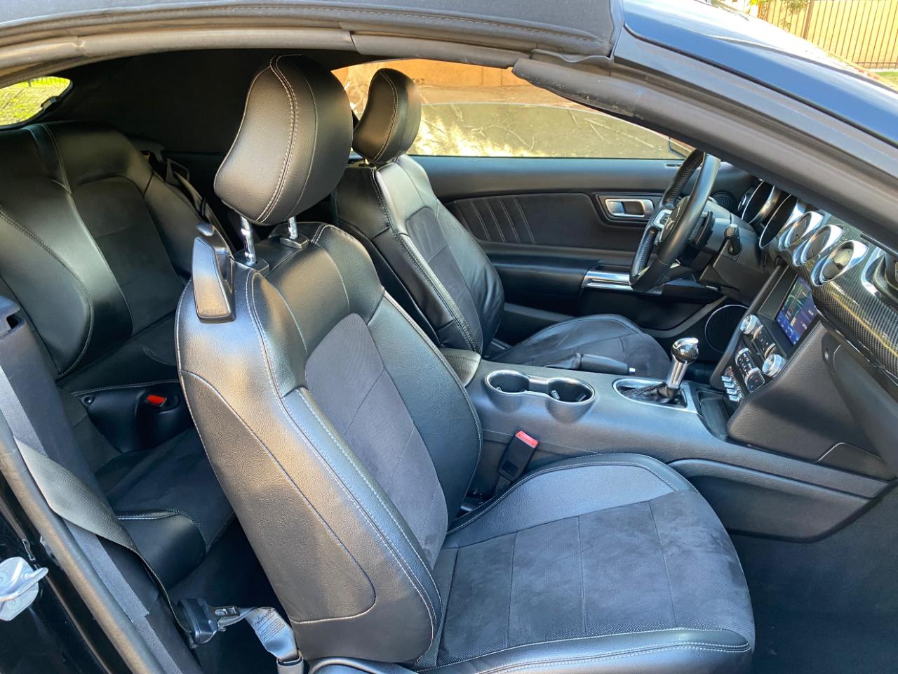 Ford Mustang EcoBoost Convertible 2021