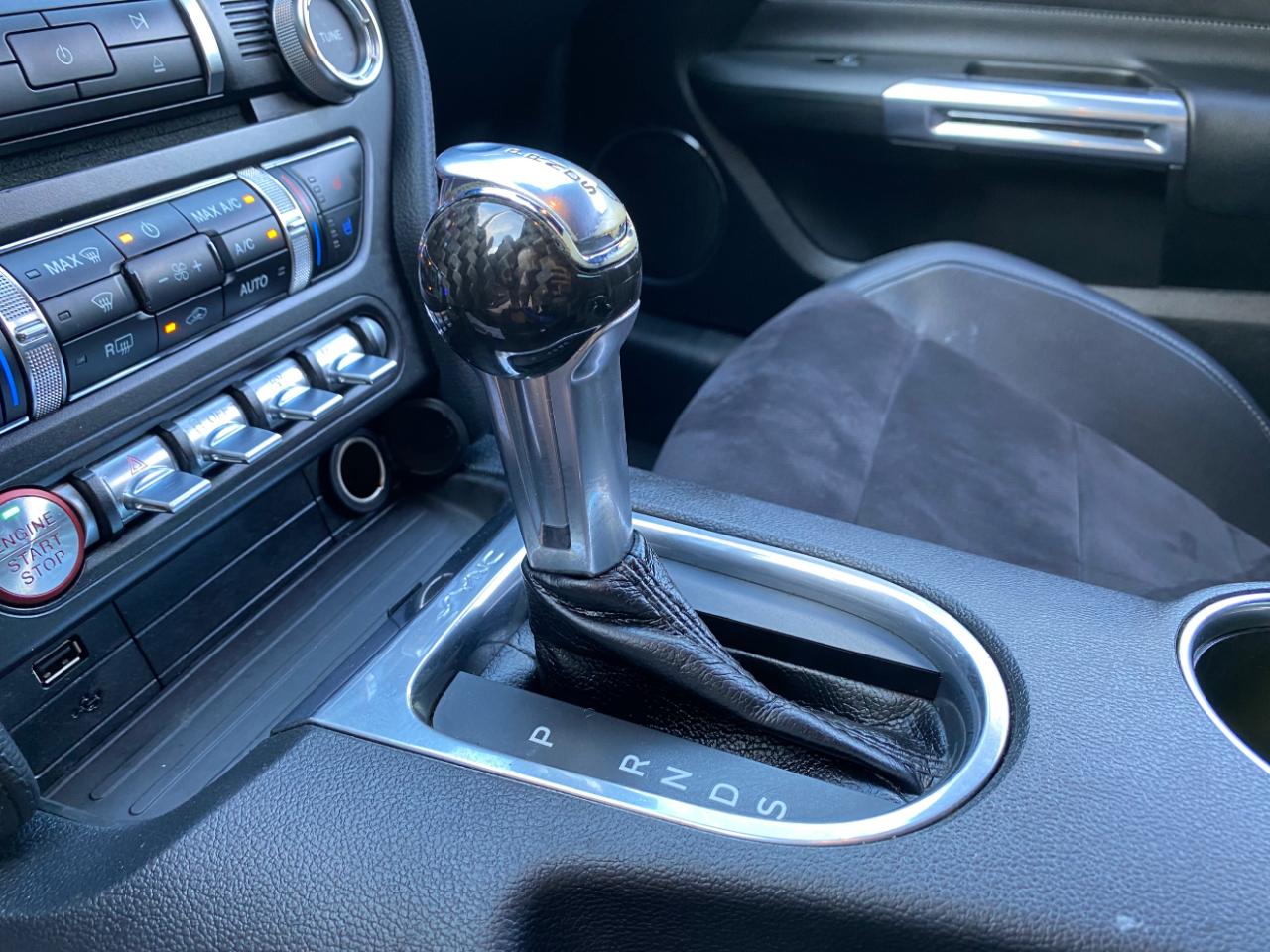 Ford Mustang EcoBoost Convertible 2021