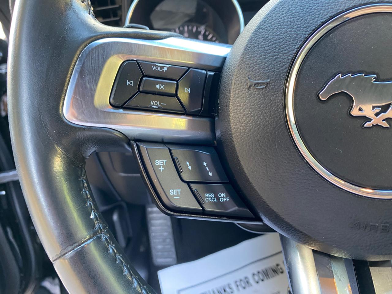 Ford Mustang EcoBoost Convertible 2021