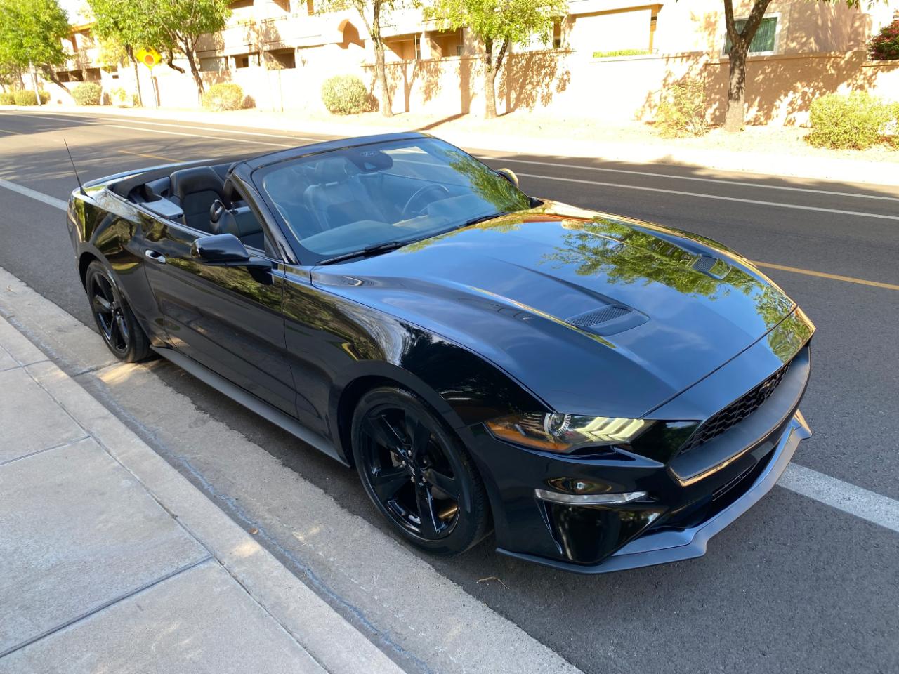Ford Mustang EcoBoost Convertible 2021