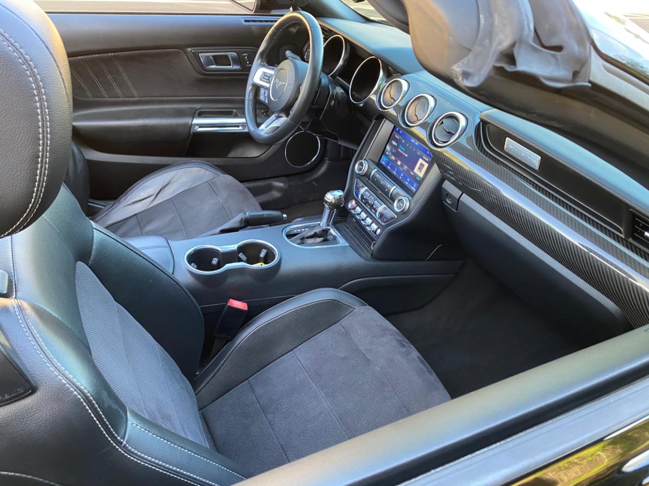 Ford Mustang EcoBoost Convertible 2021