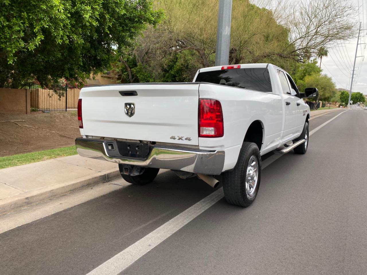 RAM 2500 Tradesman 4x4 Crew Cab 8' Box 2018