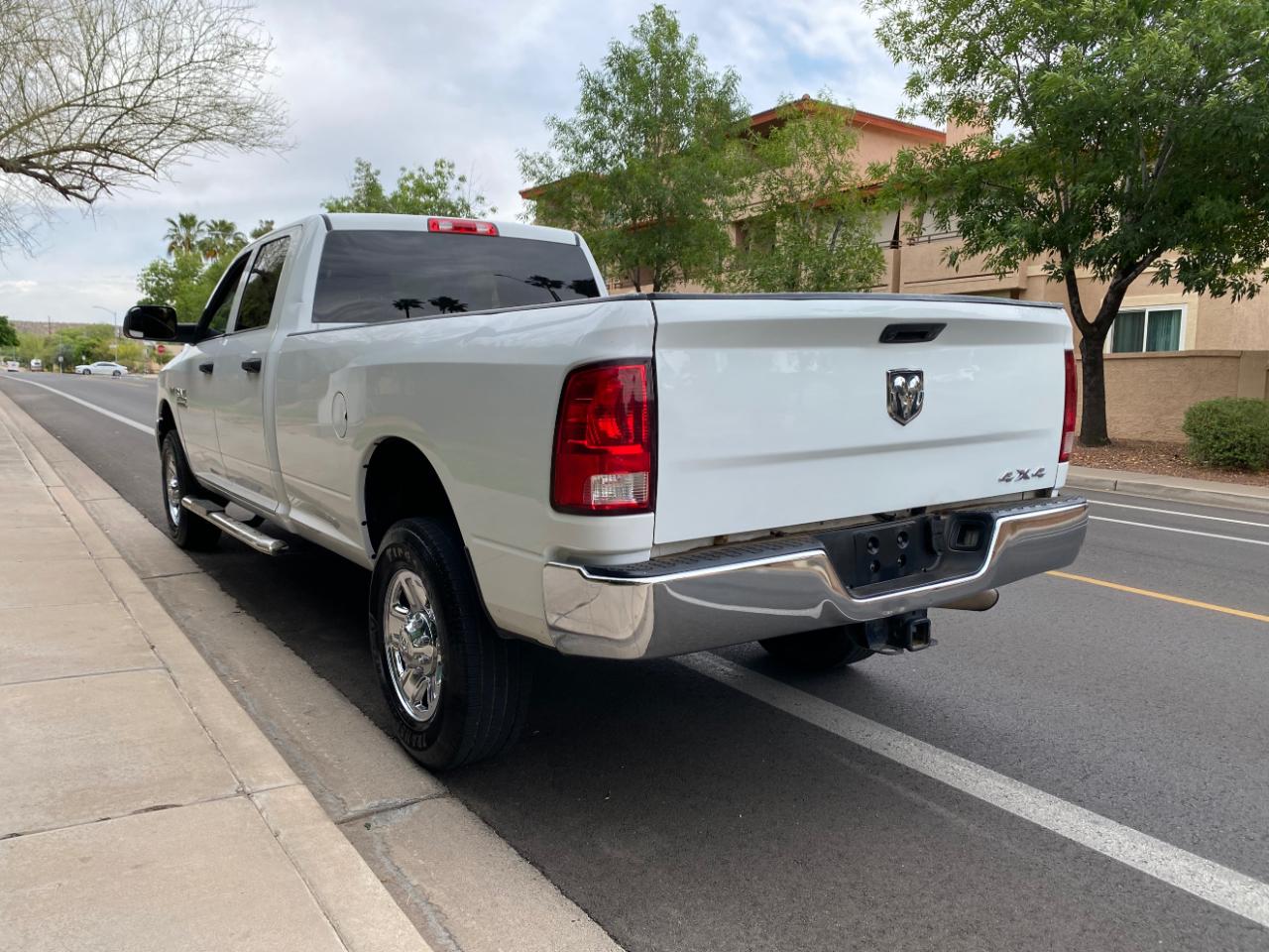 RAM 2500 Tradesman 4x4 Crew Cab 8' Box 2018