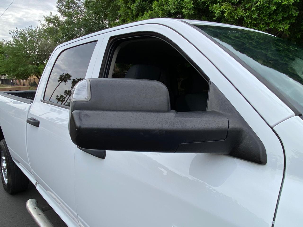 RAM 2500 Tradesman 4x4 Crew Cab 8' Box 2018