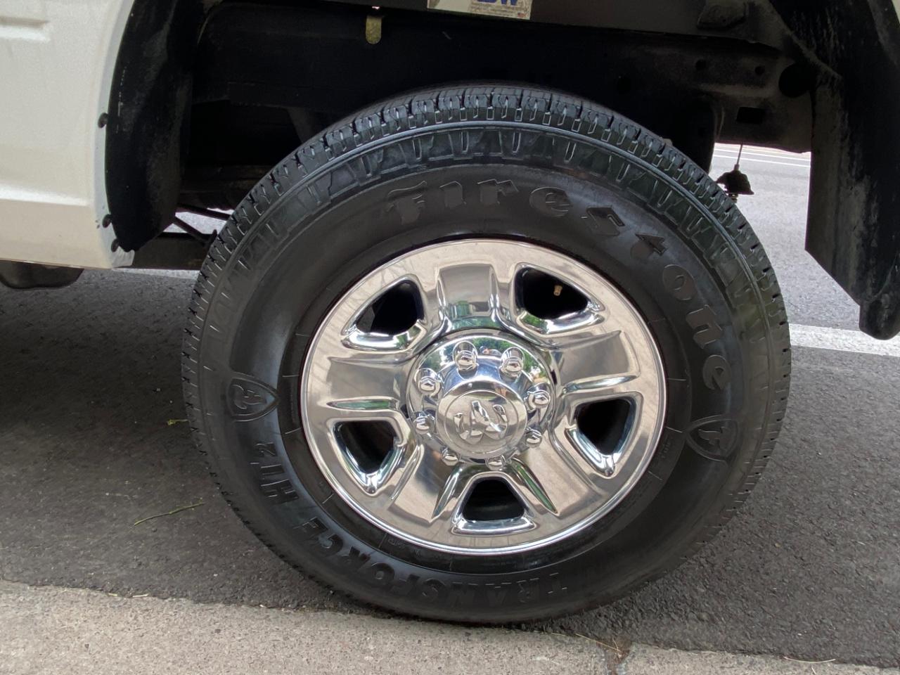 RAM 2500 Tradesman 4x4 Crew Cab 8' Box 2018